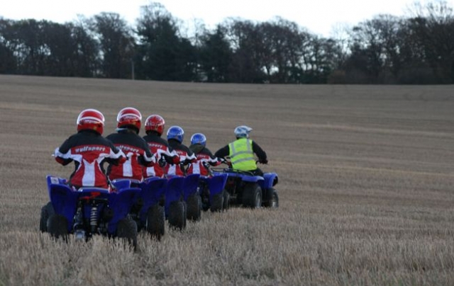  Caminamarras en grupo 
